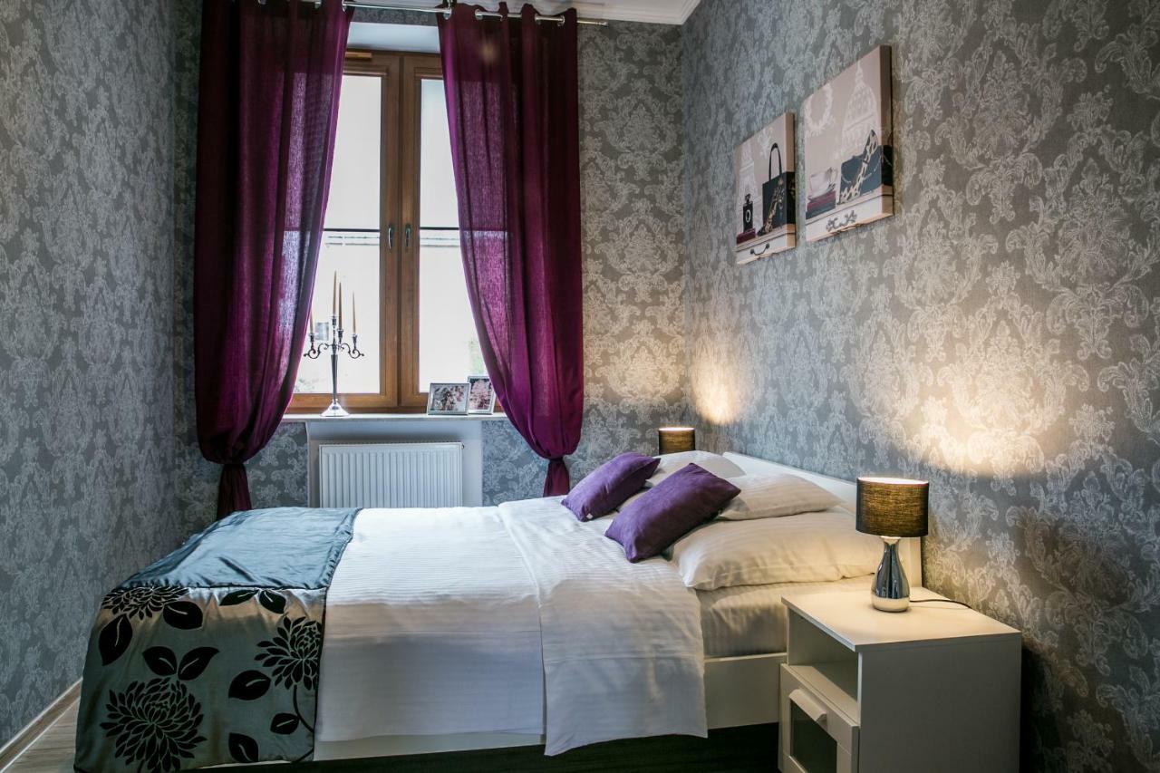 Apartamenty Roztocze ズビエジニエツ エクステリア 写真