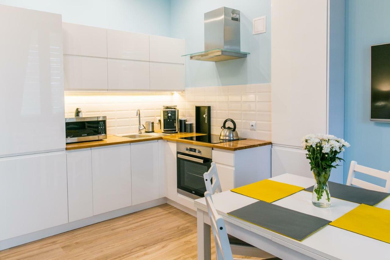 Apartamenty Roztocze ズビエジニエツ エクステリア 写真