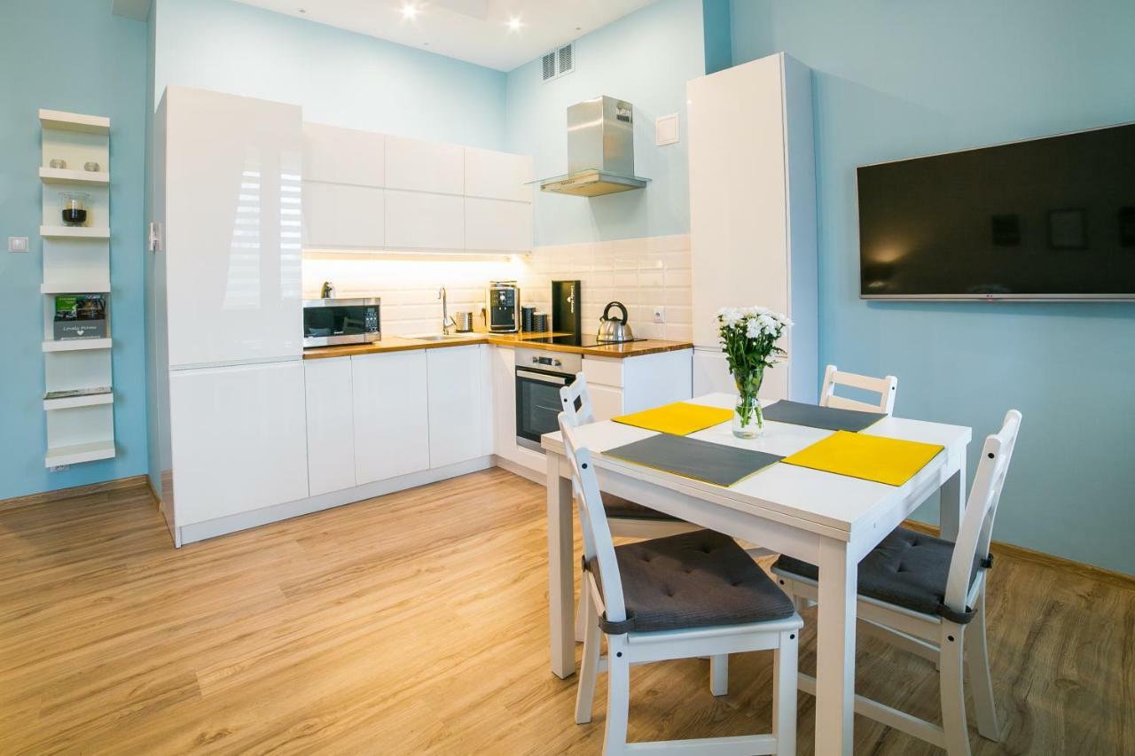 Apartamenty Roztocze ズビエジニエツ エクステリア 写真