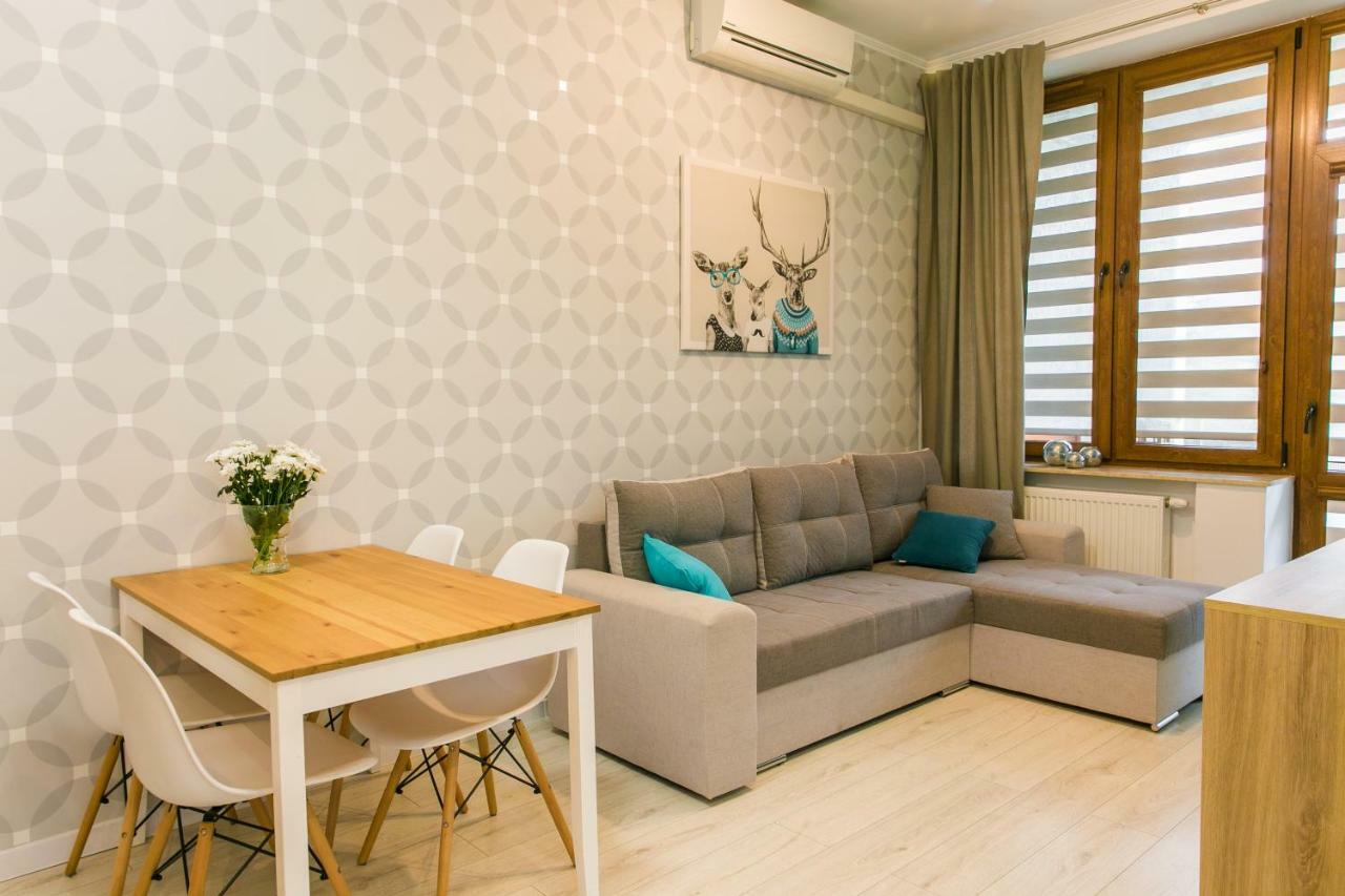 Apartamenty Roztocze ズビエジニエツ エクステリア 写真