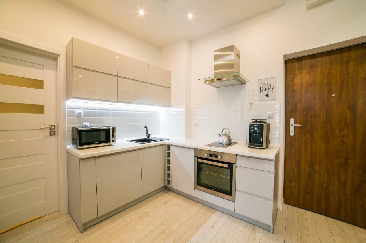 Apartamenty Roztocze ズビエジニエツ エクステリア 写真