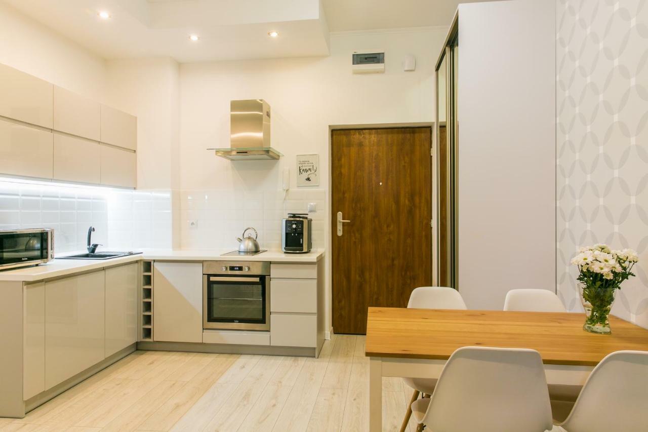 Apartamenty Roztocze ズビエジニエツ エクステリア 写真